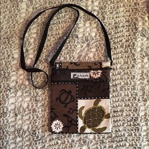 Turtle pattern shoulder bag